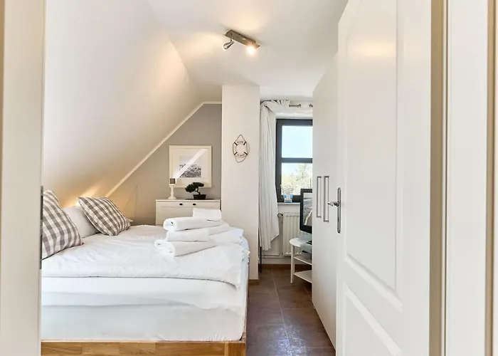 Gorch-fock-str 31 Kajuete31 * Timmendorfer Strand